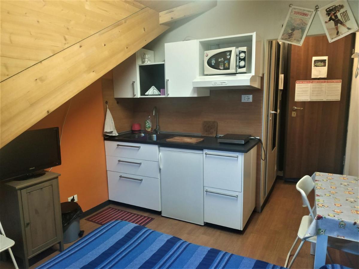 Apartamento Mansarda Arel Turín Exterior foto