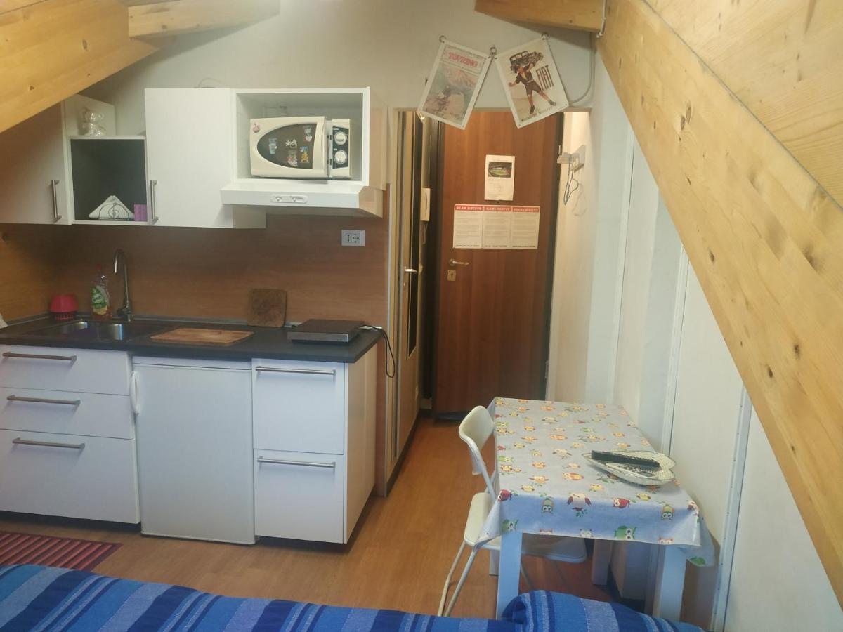 Apartamento Mansarda Arel Turín Exterior foto